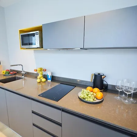 מלון דירות Park - By The Sea 4*