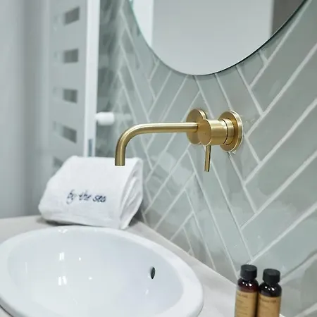 מלון דירות Park - By The Sea גדינייה