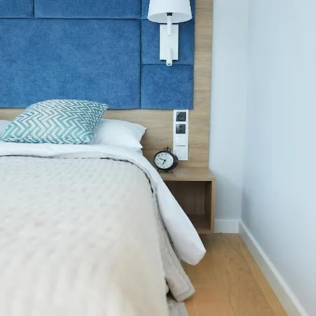 Park - By The Sea מלון דירות