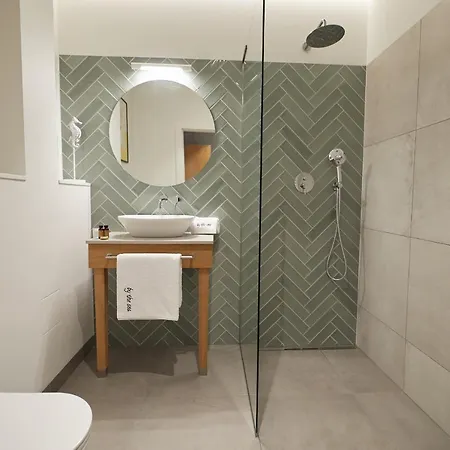 Park - By The Sea גדינייה