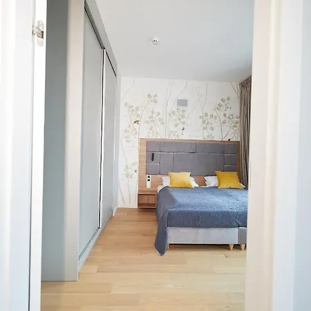 Park - By The Sea מלון דירות